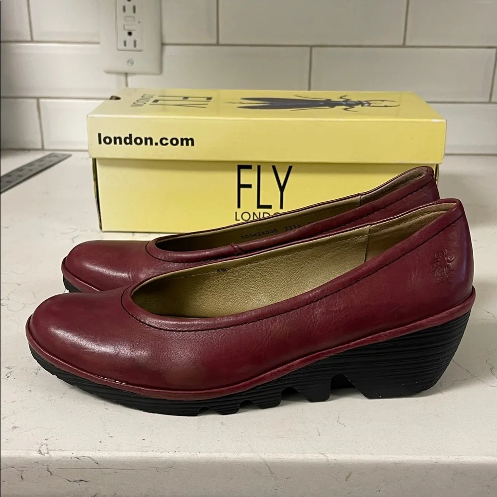 FLY London Women's Wedge Pump Bordeaux Pumps Size Euro 39 US 8 - 8 1/2 approx - Picture 11 of 17